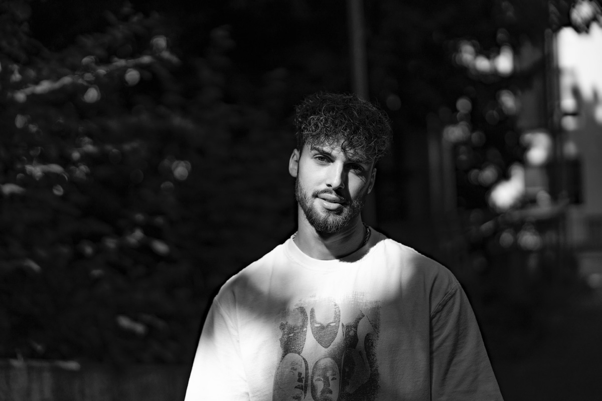 studio beauty fashion portrait